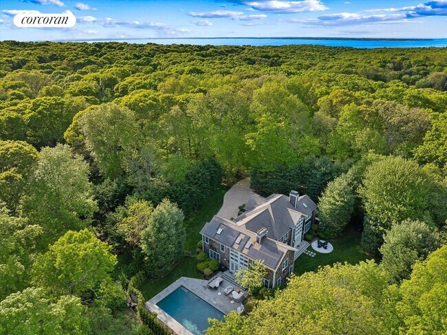 Foto del edificio - 2520 Deerfield Rd