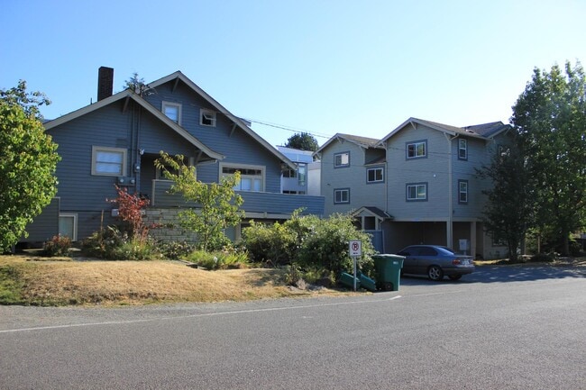 Building Photo - 1475 NW 92nd St