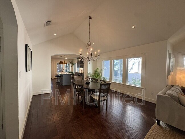 Foto del edificio - 4057 W 7th St