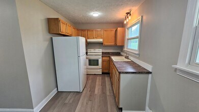 Building Photo - 940 Piper Rd