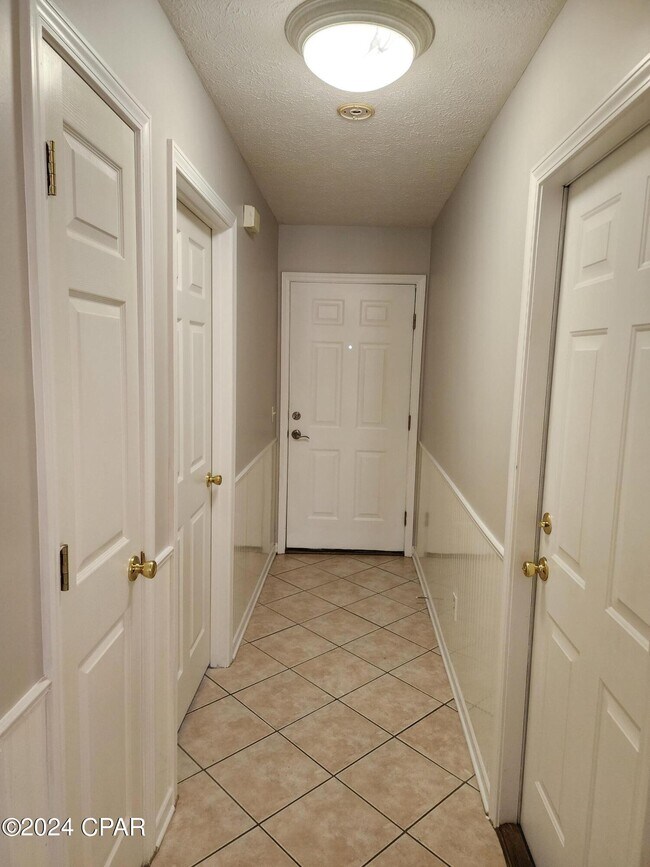 Building Photo - 11711 Cabana Ct