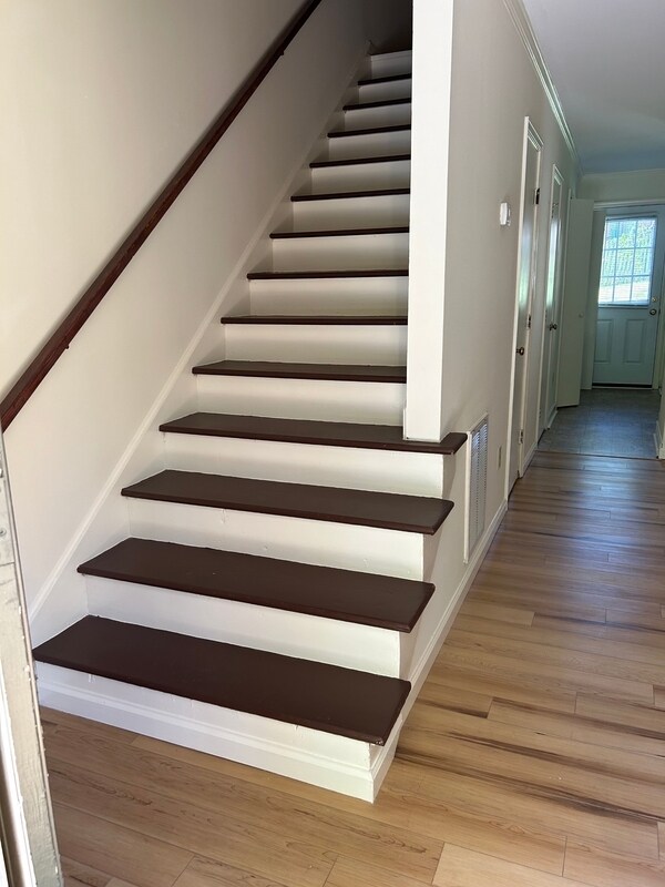 Foto del edificio - 107 Rainbow Cir