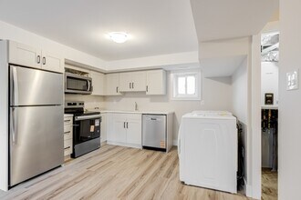 Building Photo - 64 Collete Crescent