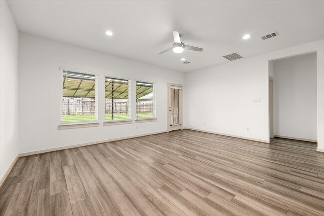 Building Photo - 7326 Teton Creek Trace