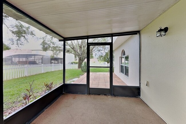 Photo - 1952 Alambra Cir House