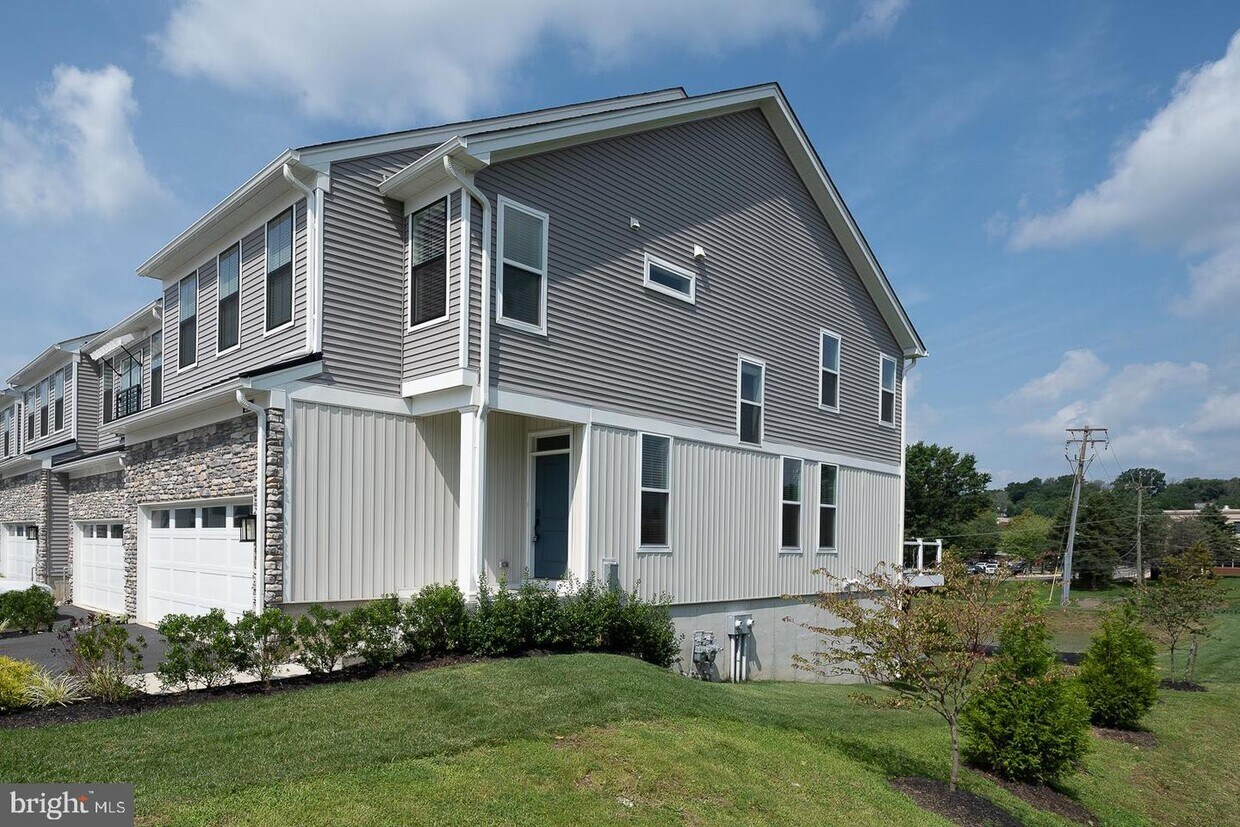 219 Segel Dr, Media, PA 19063 Townhome Rentals in Media PA