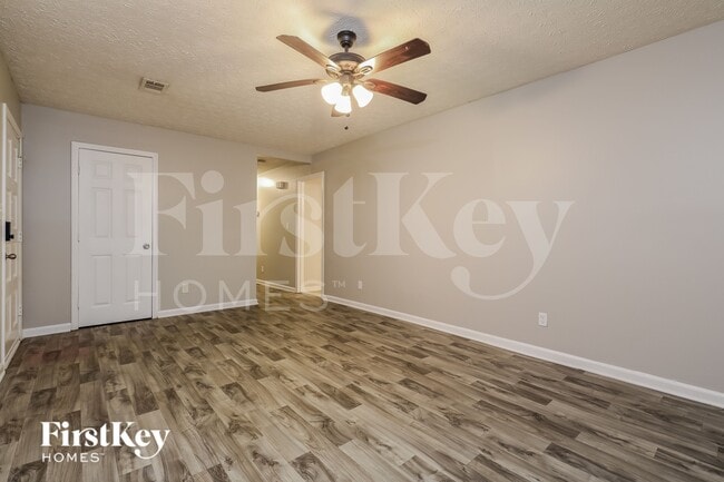 Building Photo - 6700 Hidden Brook Trail