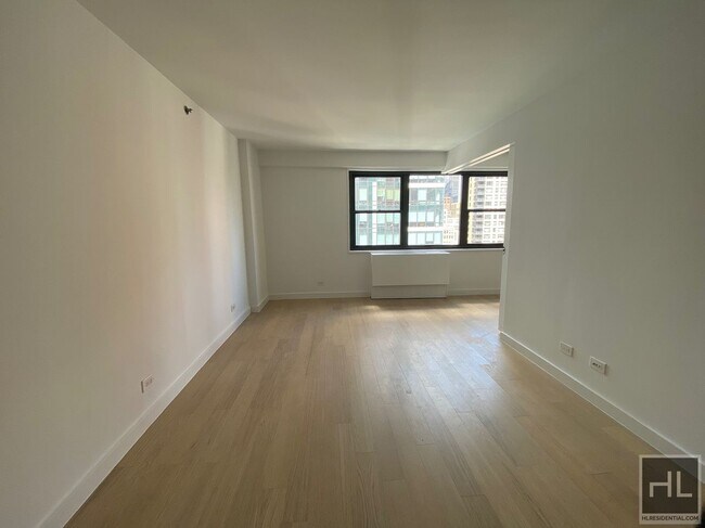 Building Photo - East 39th Street