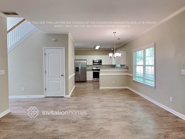 Building Photo - 3297 Pate Creek View