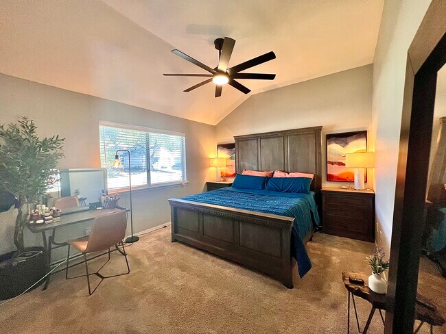 Foto del edificio - 1410 Moss Creek Dr