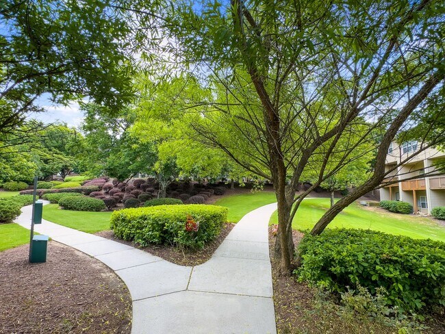 Foto del edificio - 3 bedroom 3 bath  Townhouse in Cobblestone...