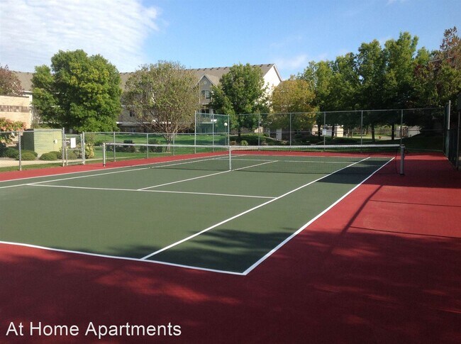 Foto del edificio - 1 br, 1 bath Apartment - Park Place Estate...
