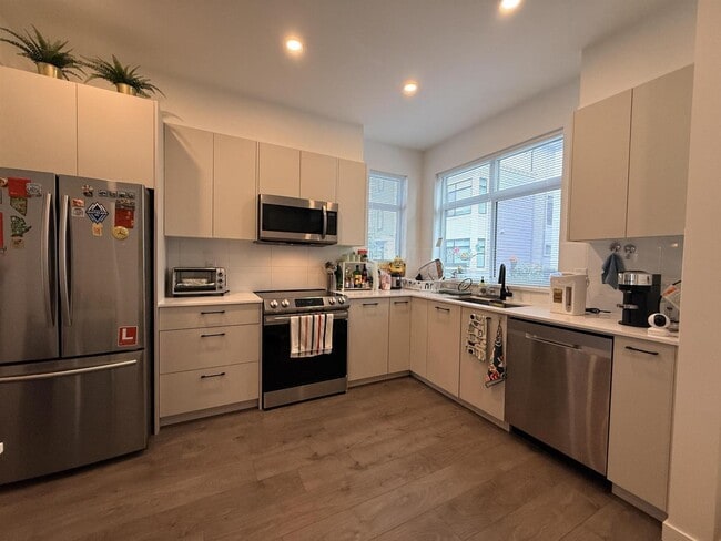 Building Photo - 15235 Sitka Dr