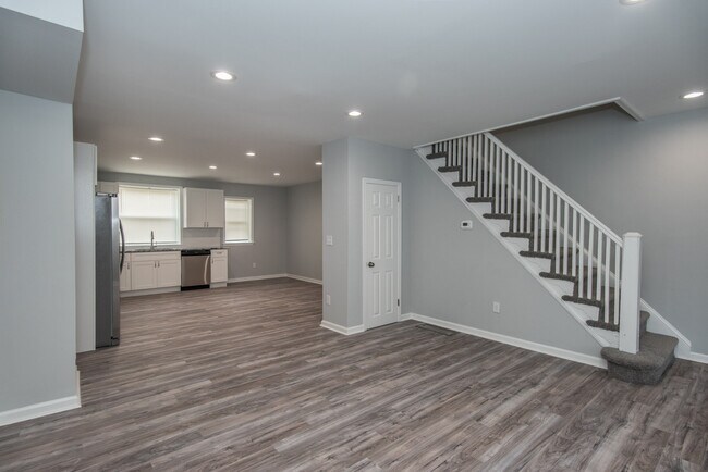 Photo - 1757 Brill St House