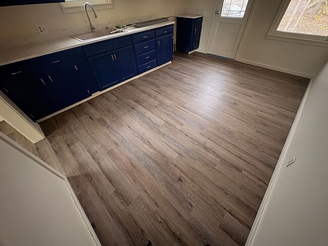 Foto del edificio - Cute home for rent in Woodlake, Ca