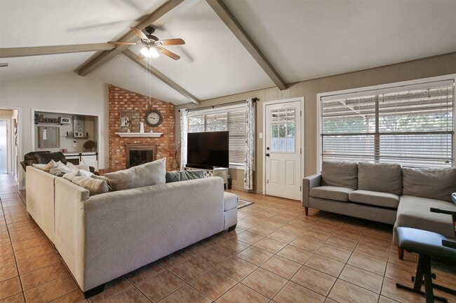 Building Photo - 21439 Park Green Dr