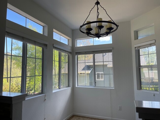 Building Photo - 8110 Mountain View Dr