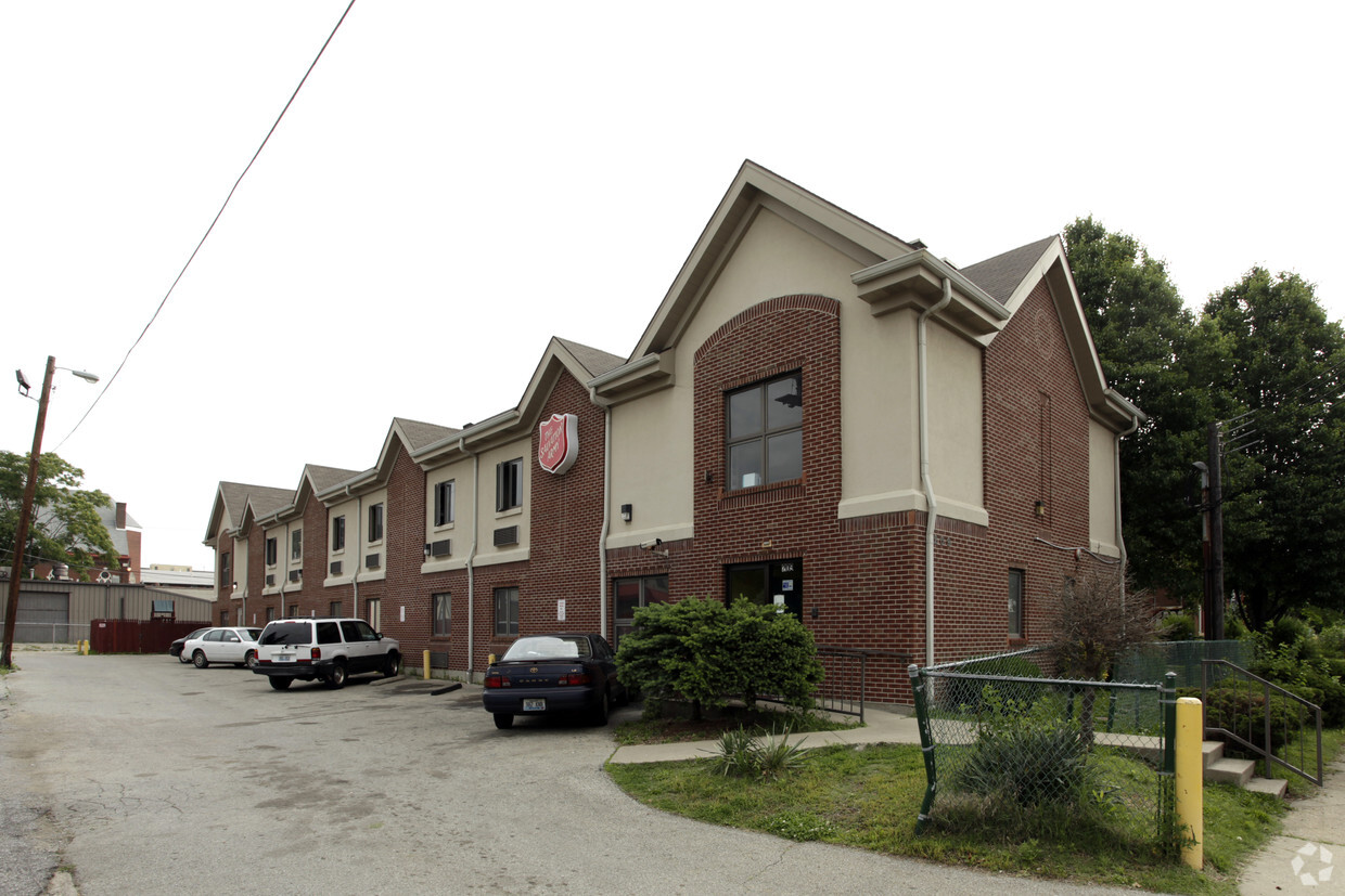 Primary Photo - 209 Breckinridge St