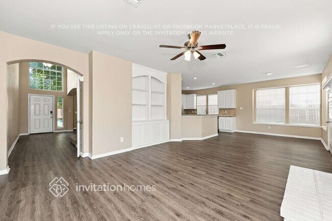 Foto del edificio - 4634 Lincolnshire Dr