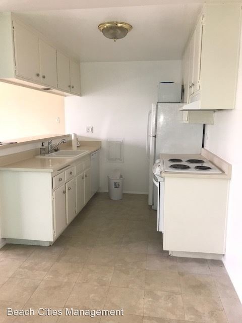 Building Photo - 280 Molino Ave
