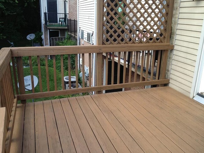 Building Photo - 1044 Ramsgate Ct