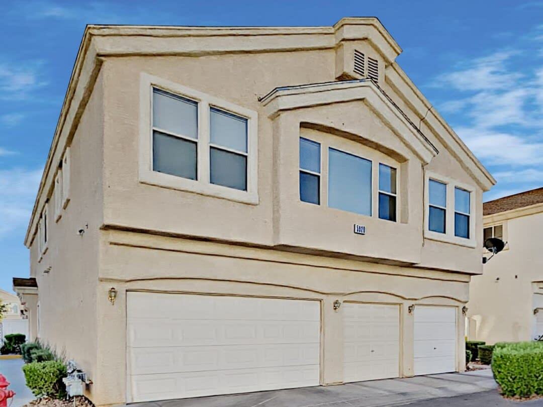 Primary Photo - 5920 Trickling Descent St Unit 102