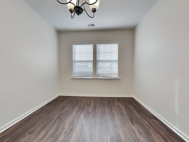 Foto del edificio - 416 Philbrick Drive