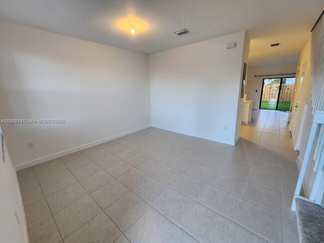 Foto del edificio - 23320 SW 127th Ct