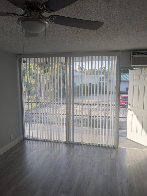 Foto del edificio - 1202 Ridgewood Ave