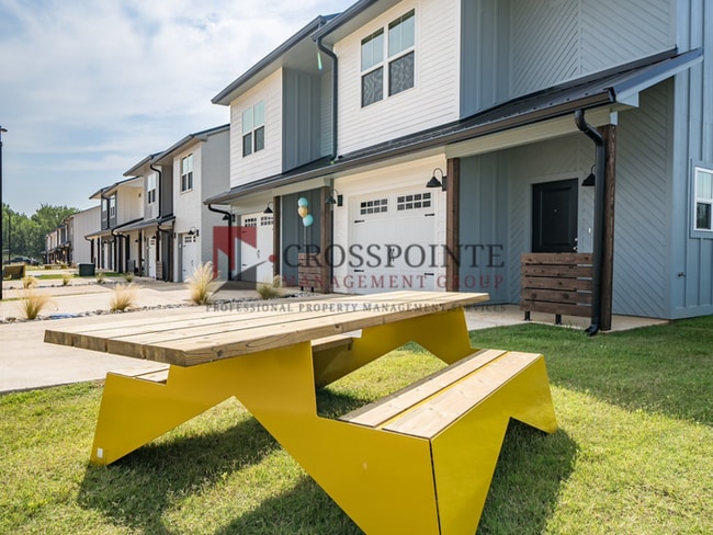 Building Photo - 1/2 Off Your First Full Months Rent - Luxury 3 Bedroom 2.5 Bath Townhome in Bullard, TX!