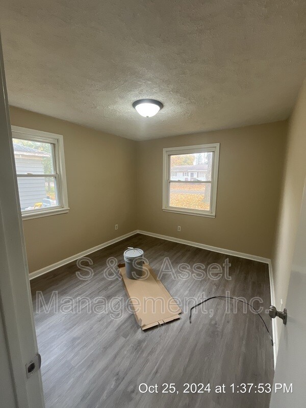 Foto del edificio - 3231 Westmont Ave