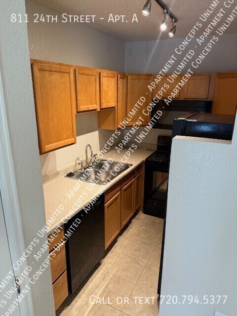 Photo - 811 24th St Apartment