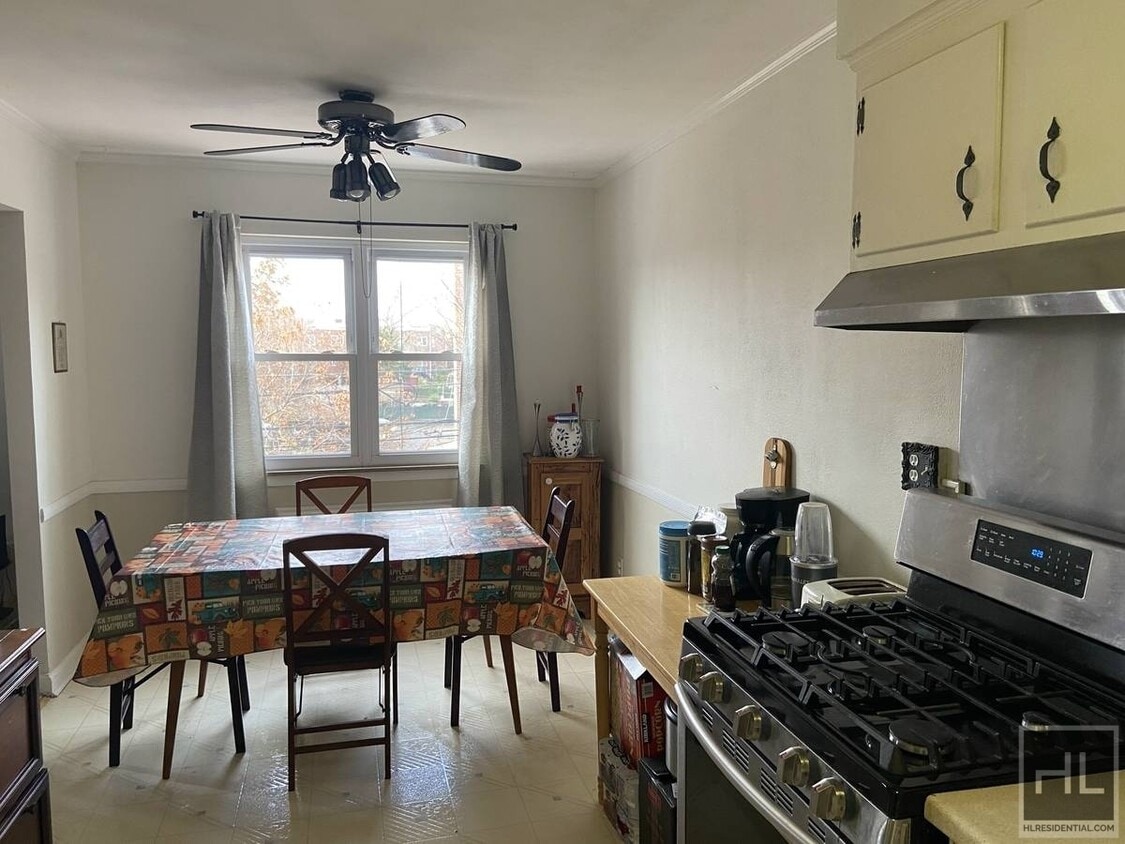 Primary Photo - 74 STREET