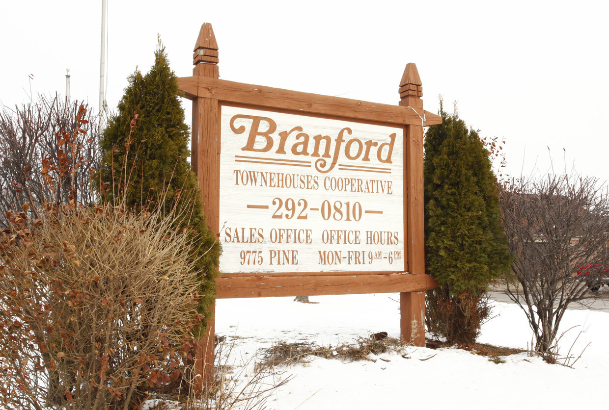 Signage - Branford Townhouses