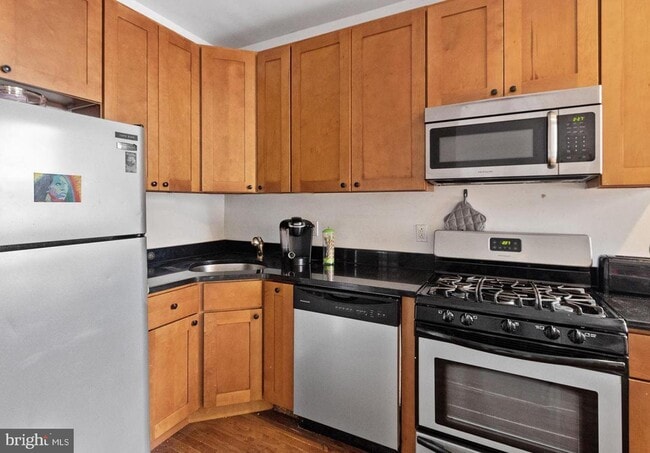 Photo - 1724 W Norris St Apartment