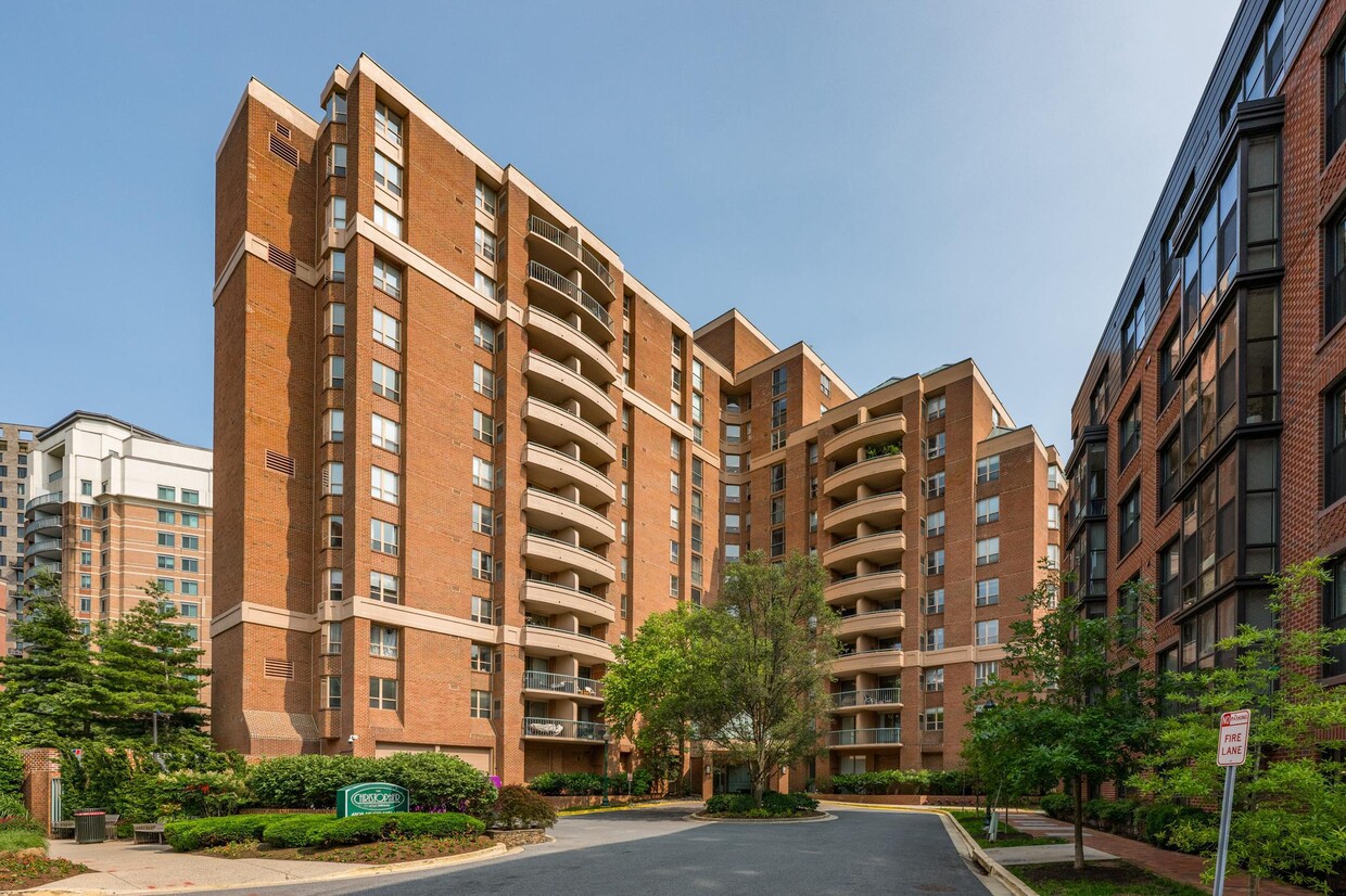Photo - 4808 Moorland Ln (Bethesda, MD)