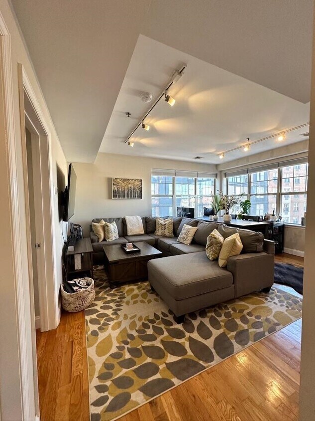 Foto principal - 4401 Park Ave