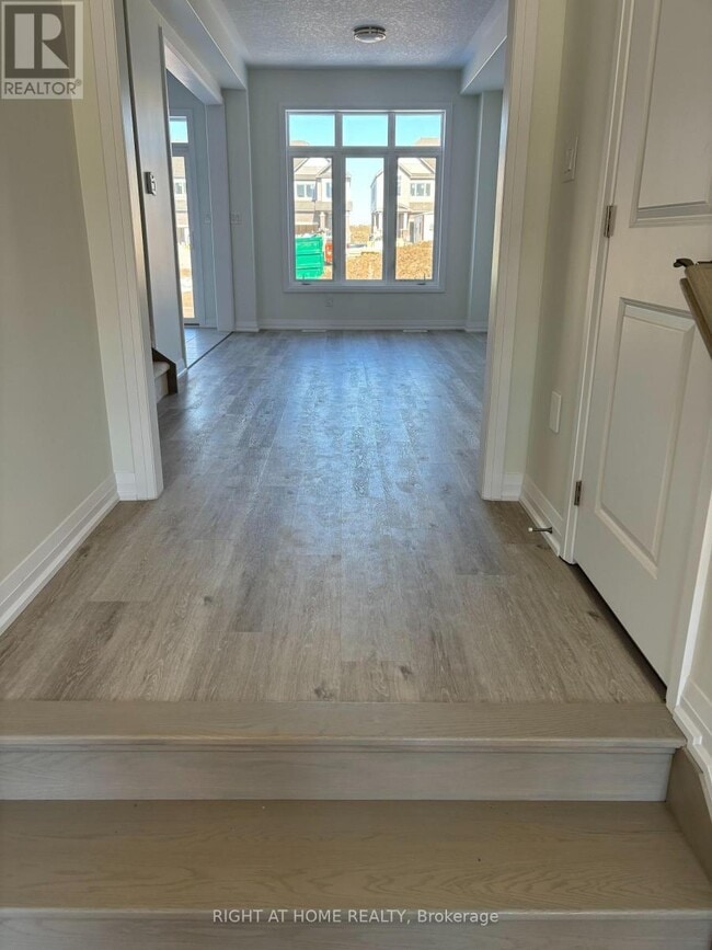 Building Photo - 57 Copperhill Hts