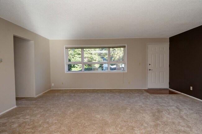 Building Photo - Mountlake Terrace Rambler