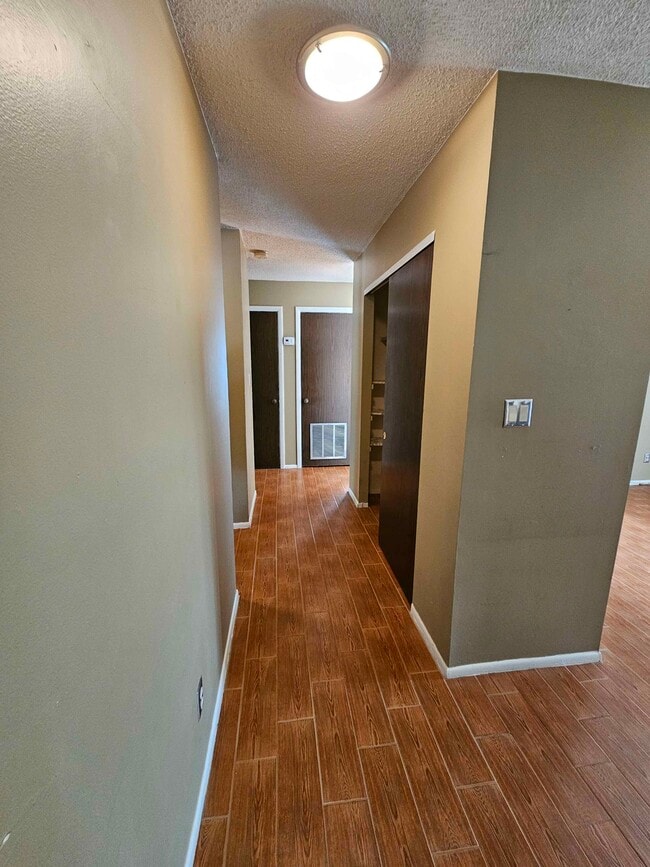 Foto del edificio - 8490-8413 13th St N