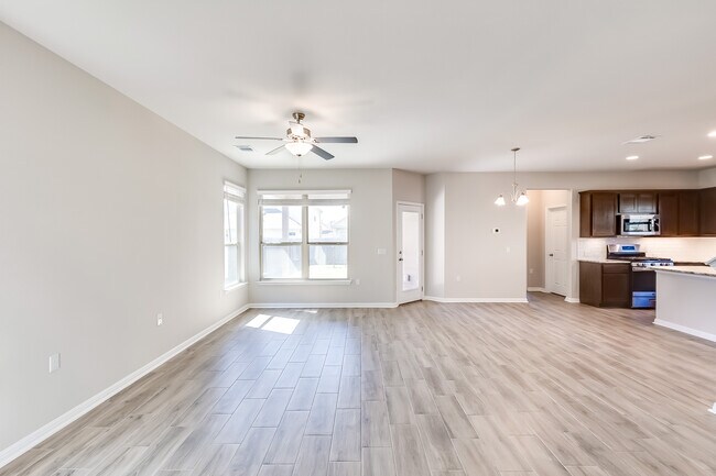 Building Photo - 821 Falkland Trace