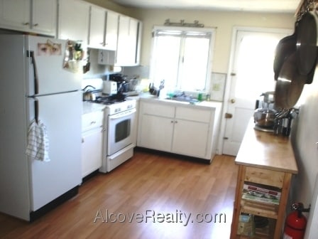 Photo - 38 Day St Apartment