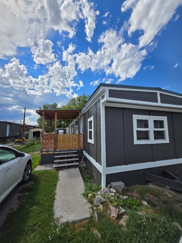 Building Photo - 315 E Griffin Dr