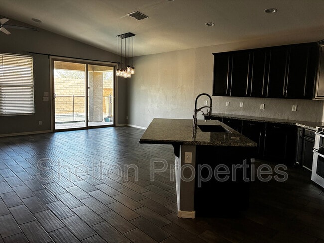 Building Photo - 10326 E Corbin Ave