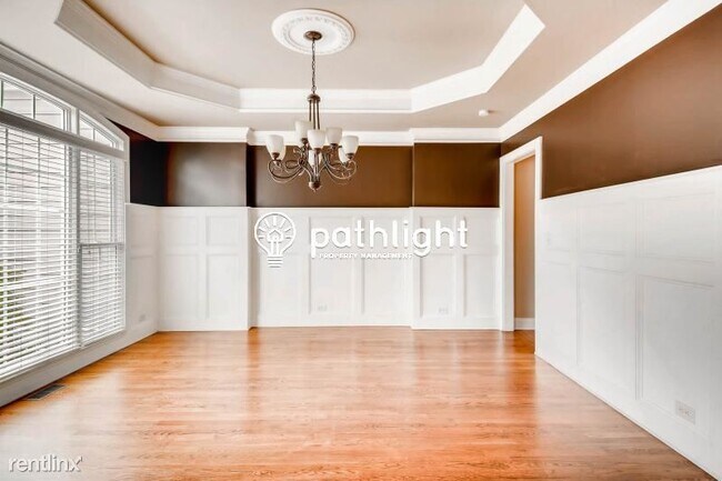 Foto del edificio - 6 br, 5 bath House - 1762 Country Wood Dri...
