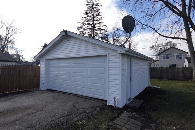 Foto del edificio - 3118 Martin Ave