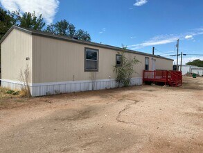 Building Photo - 523 1/2 N Burk St