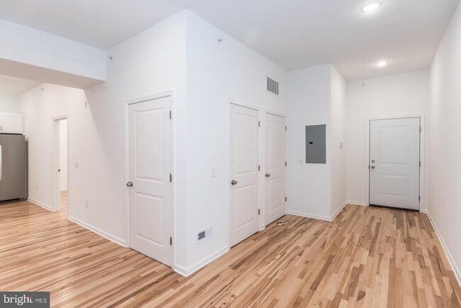 Foto del edificio - 315 N Preston St