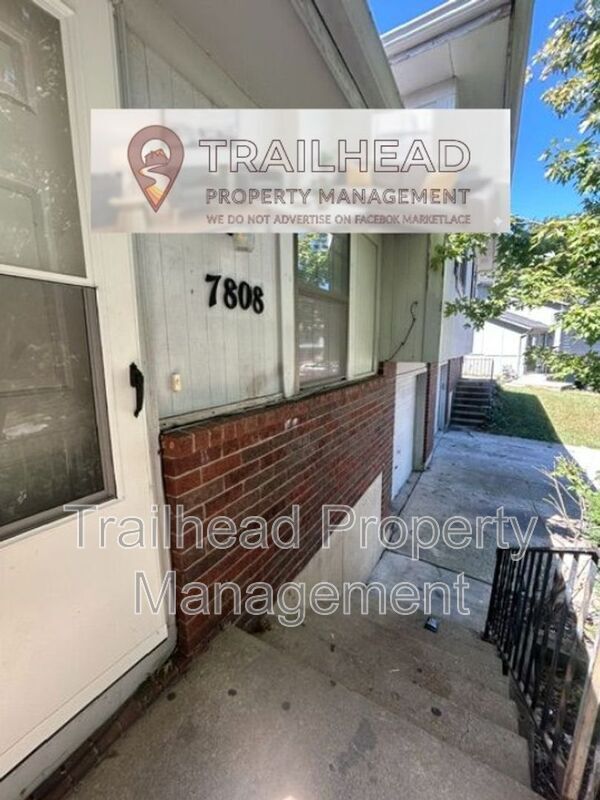 Building Photo - 7808 E 130th Ct