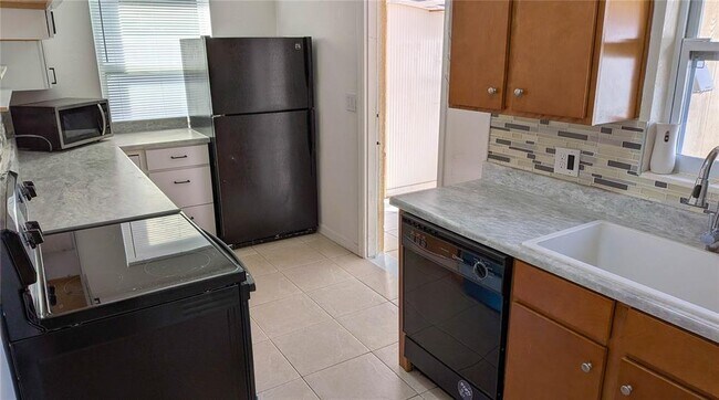 Foto del edificio - 11301 110th Terrace